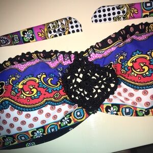 NWOT Size S Mulicolor Crochet Removable Padding Bikini Top - Never Worn